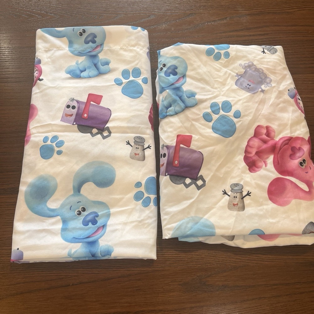 Blue's Clues Nickelodeon Crib Toddler Fitted & Flat Sheet Set Blue Magenta